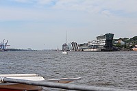 Hamburg17x279.jpg